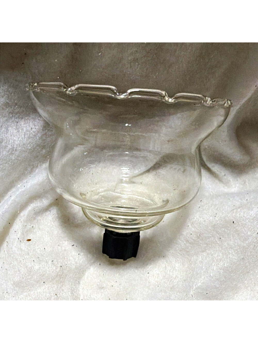 Clear Glass Bell Votive Glabe, Scalloped Rim, 1 Pack